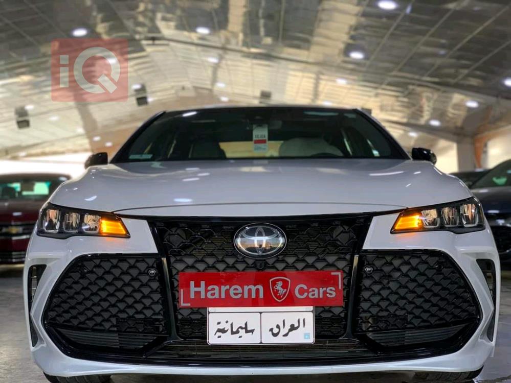 تويوتا أفالون
